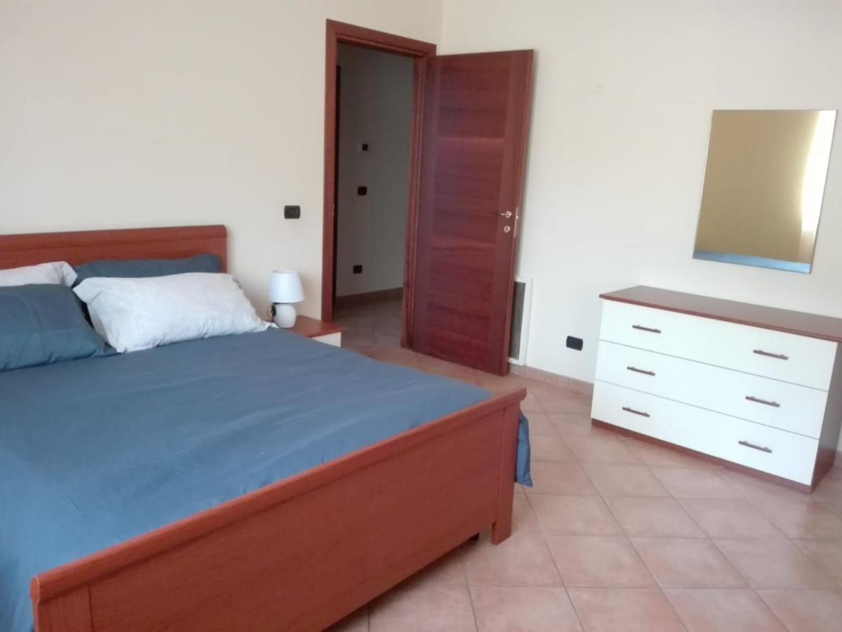 فيلا La Casa Di Mezzo-Affitti Brevi-Zona Ospedali Busso المظهر الخارجي الصورة